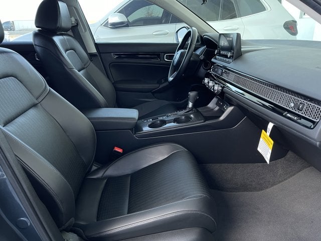 2024 Honda Civic Hatchback EX-L