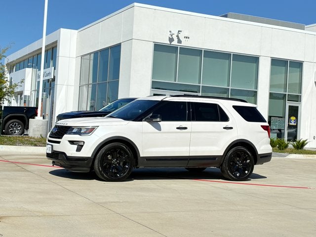 2019 Ford Explorer Sport