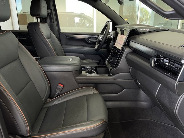 2025 GMC Yukon AT4
