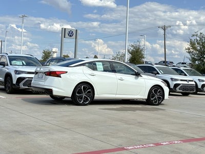 2025 Nissan Altima SR
