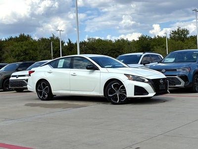 2025 Nissan Altima SR