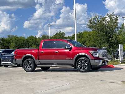 2024 Nissan Titan Platinum Reserve