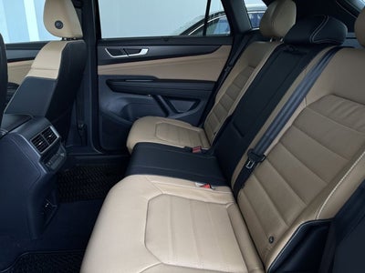 2026 Volkswagen Atlas Cross Sport 2.0T SEL R-Line Black