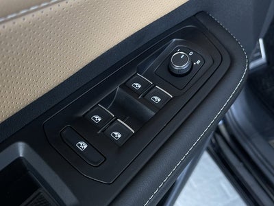 2026 Volkswagen Atlas Cross Sport 2.0T SEL R-Line Black