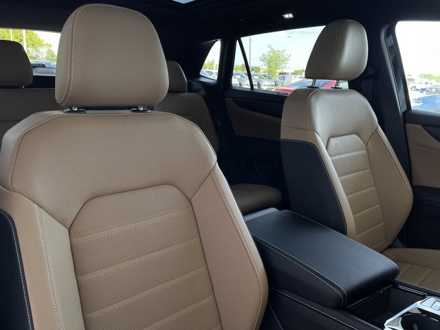 2026 Volkswagen Atlas Cross Sport 2.0T SEL R-Line Black