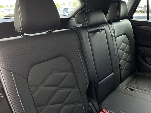 2026 Volkswagen Atlas Cross Sport 2.0T SE