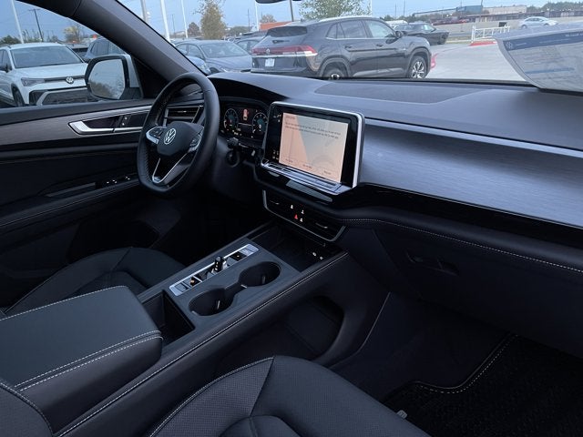 2026 Volkswagen Atlas Cross Sport 2.0T SE