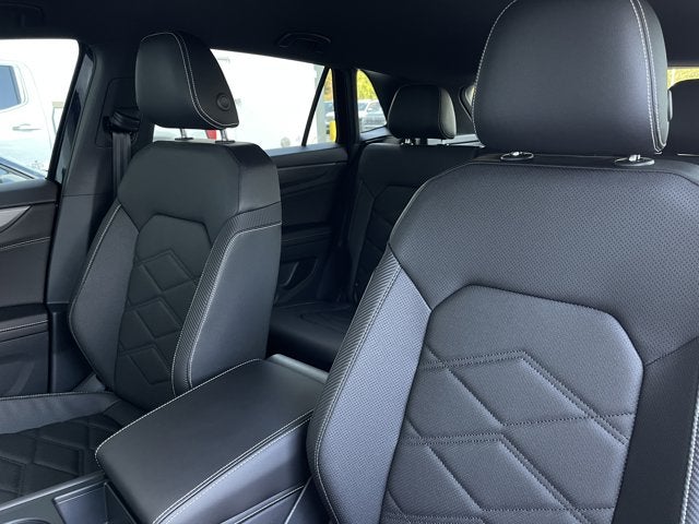 2026 Volkswagen Atlas Cross Sport 2.0T SE