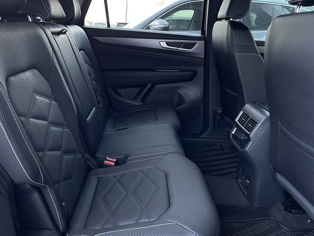 2026 Volkswagen Atlas Cross Sport 2.0T SE