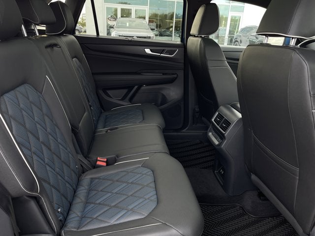 2026 Volkswagen Atlas Cross Sport 2.0T SEL Premium R-Line