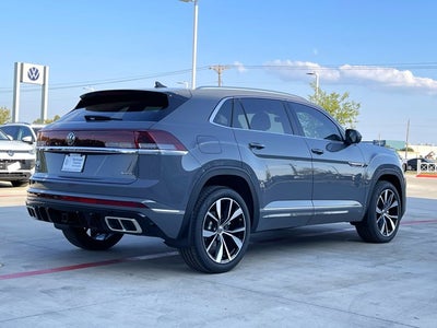 2026 Volkswagen Atlas Cross Sport 2.0T SEL Premium R-Line