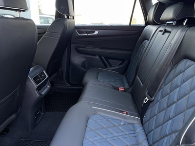 2026 Volkswagen Atlas Cross Sport 2.0T SEL Premium R-Line