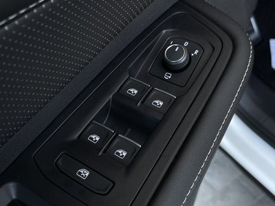 2025 Volkswagen Atlas Cross Sport 2.0T SEL Premium R-Line