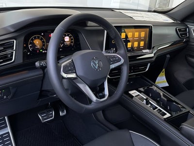 2025 Volkswagen Atlas Cross Sport 2.0T SEL Premium R-Line