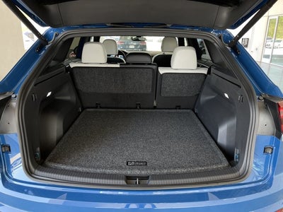 2025 Volkswagen Atlas Cross Sport 2.0T SEL Premium R-Line