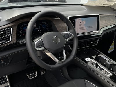 2026 Volkswagen Atlas 2.0T SEL Premium R-Line