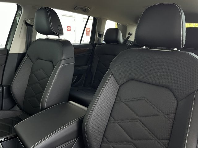 2026 Volkswagen Atlas 2.0T SE w/ Technology