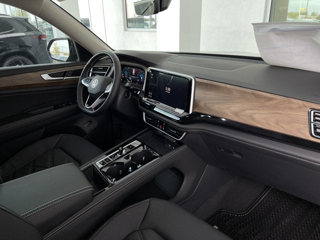 2026 Volkswagen Atlas 2.0T SE w/ Technology