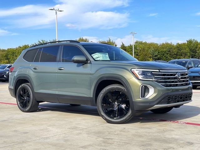 2026 Volkswagen Atlas 2.0T SE w/ Technology