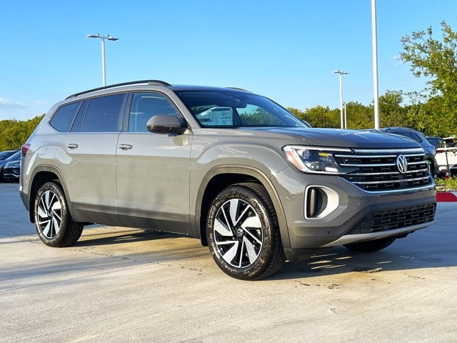 2026 Volkswagen Atlas 2.0T SE w/ Technology