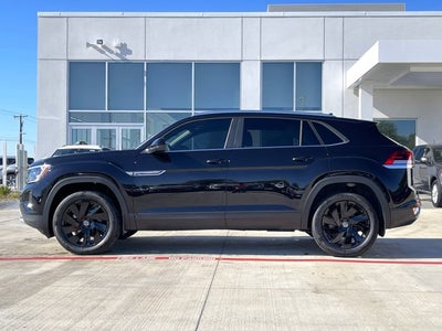 2026 Volkswagen Atlas Cross Sport 2.0T SE w/Technology