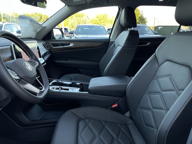 2026 Volkswagen Atlas 2.0T SE w/ Technology