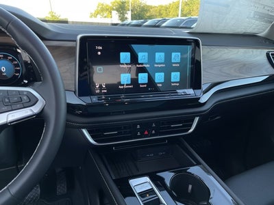 2026 Volkswagen Atlas 2.0T SE w/ Technology