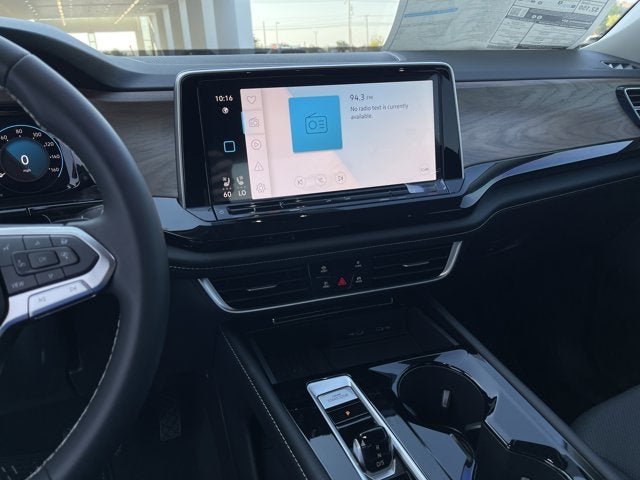 2026 Volkswagen Atlas 2.0T SE w/ Technology