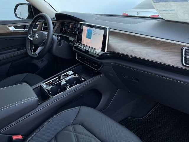 2026 Volkswagen Atlas 2.0T SE w/ Technology