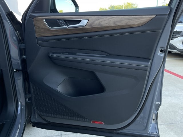 2026 Volkswagen Atlas 2.0T SE w/ Technology