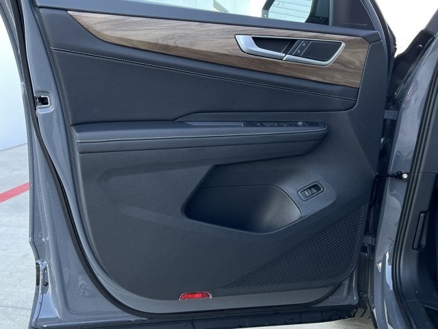 2026 Volkswagen Atlas 2.0T SE w/ Technology