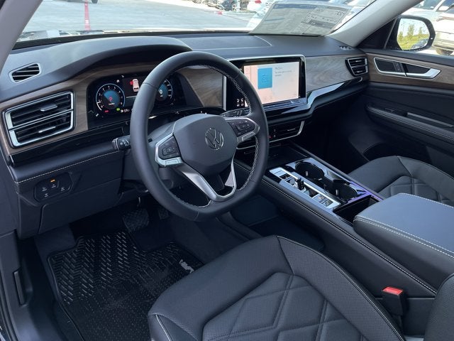 2026 Volkswagen Atlas 2.0T SE w/ Technology