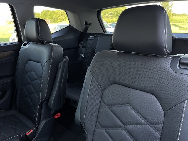 2026 Volkswagen Atlas 2.0T SE w/ Technology