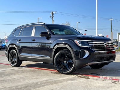 2026 Volkswagen Atlas 2.0T SE w/ Technology