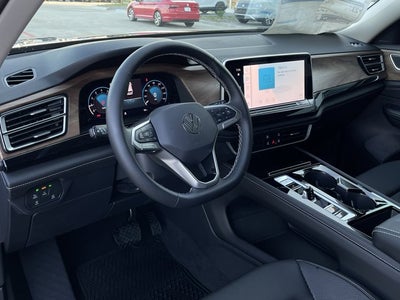 2026 Volkswagen Atlas 2.0T SE w/ Technology