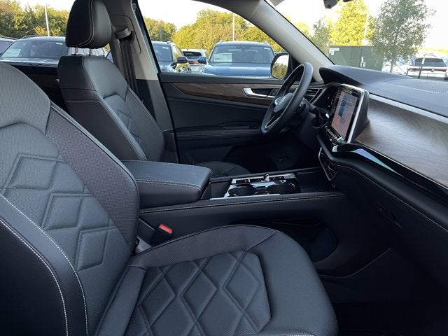 2026 Volkswagen Atlas 2.0T SE w/ Technology