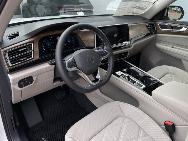 2026 Volkswagen Atlas 2.0T SE w/ Technology