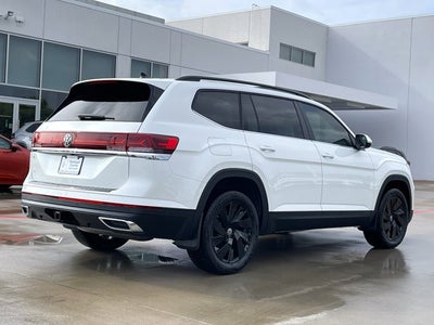 2026 Volkswagen Atlas 2.0T SE w/ Technology