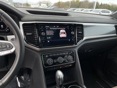 2022 Volkswagen Atlas Cross Sport 3.6L V6 SE w/Technology