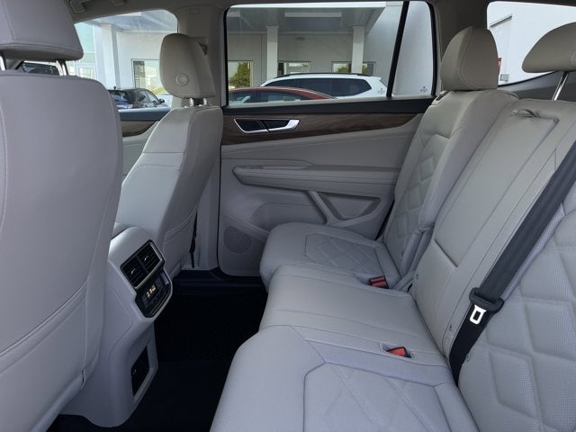 2026 Volkswagen Atlas 2.0T SE