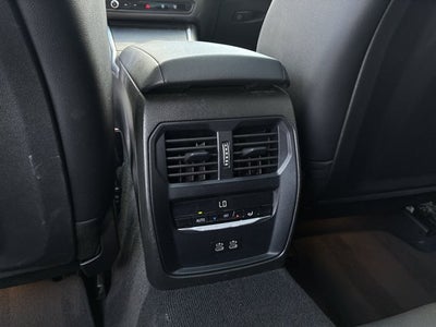 2024 BMW 3 Series 330i