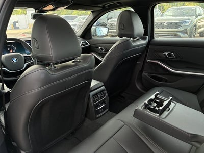 2025 BMW 3 Series 330i xDrive