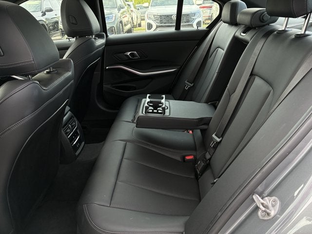 2025 BMW 3 Series 330i xDrive