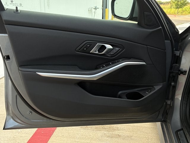 2025 BMW 3 Series 330i xDrive