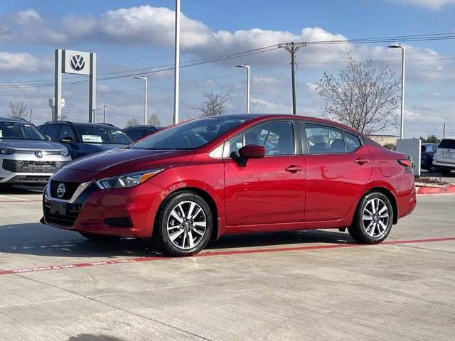2022 Nissan Versa SV