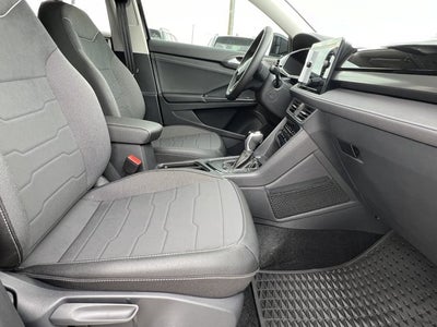 2025 Volkswagen Taos 1.5T SE Black