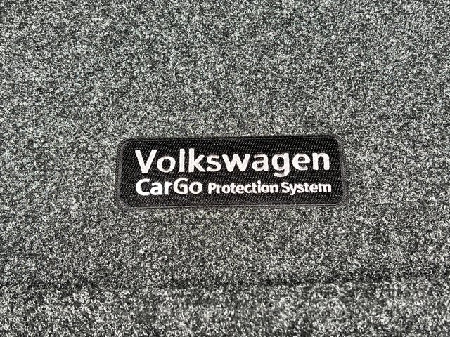 2025 Volkswagen Taos 1.5T SE Black