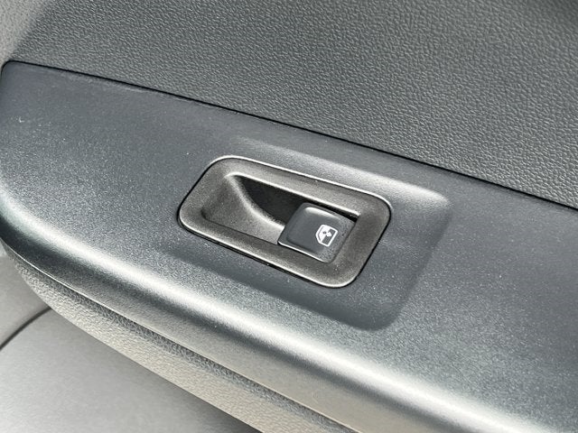 2025 Volkswagen Taos 1.5T SE Black