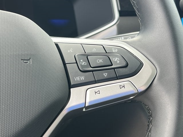 2025 Volkswagen Taos 1.5T SE Black