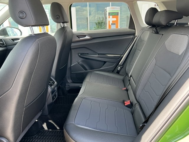 2025 Volkswagen Taos 1.5T SE Black